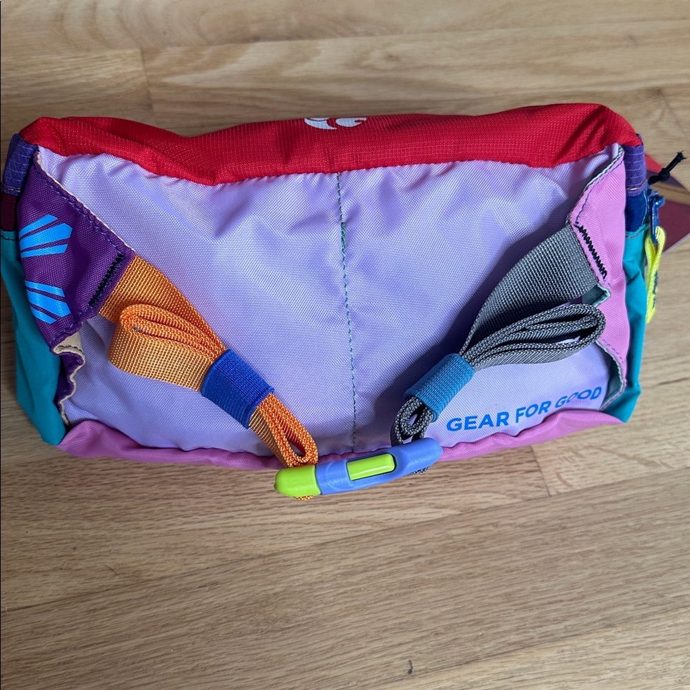 Cotopaxi Colorful Bantaan Belt Bag/Fanny Pack NWT - Picture 4 of 8